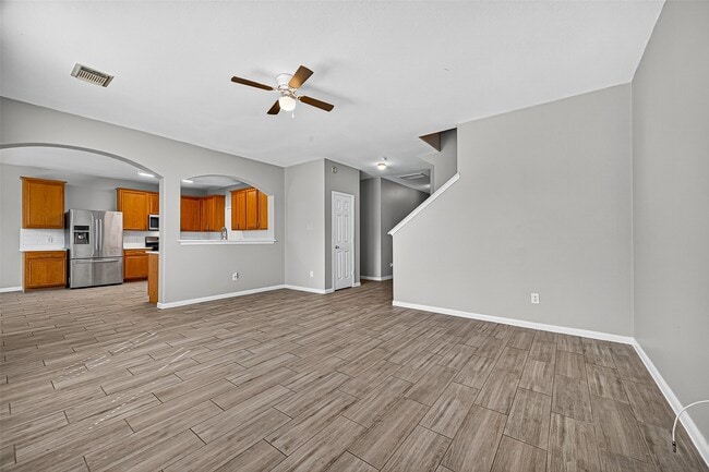 Building Photo - 2111 Castle Gardens Ln