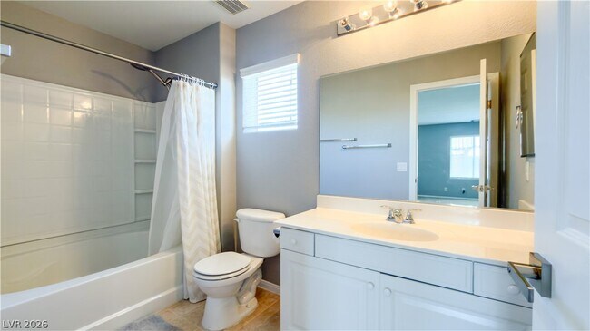 Building Photo - 3610 Pinnate Dr