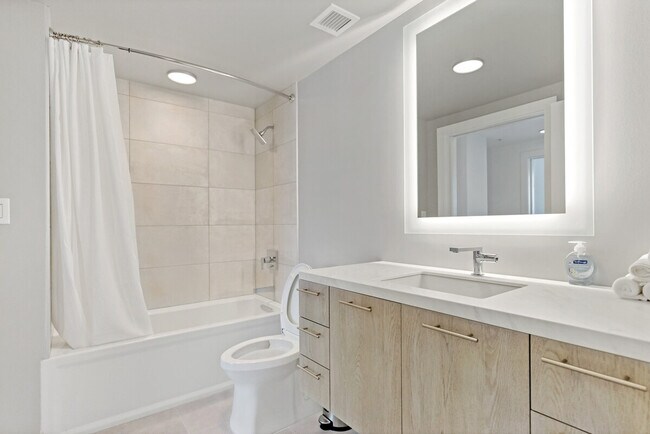 Building Photo - 904 T St NW