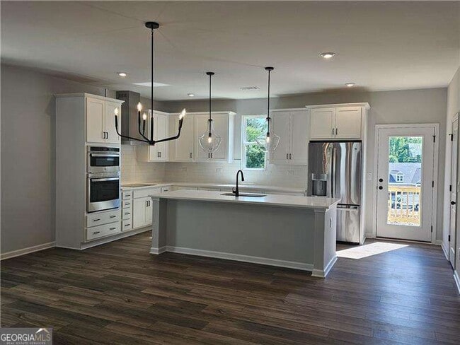 Building Photo - 3250 Willow Glade
