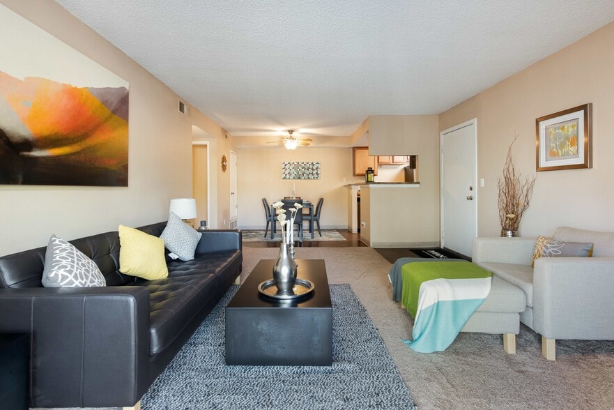 Primary Photo - Oak Ridge Apartments