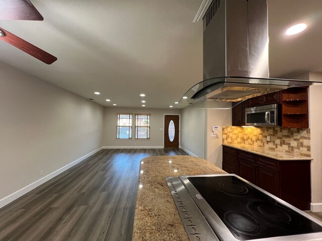 Building Photo - Beautifully remodeled one story house in Blossom Valley! $4700
