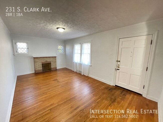 Building Photo - 231 S Clark Ave