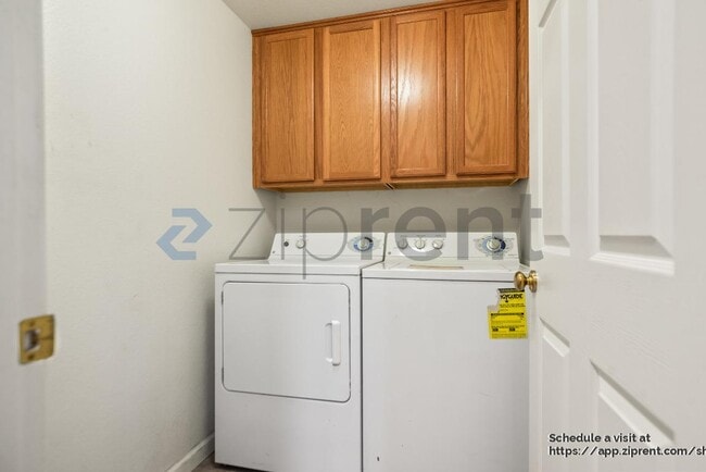 Building Photo - 1701 Feasel Ct