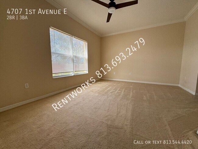 Building Photo - 4707 1st Ave E