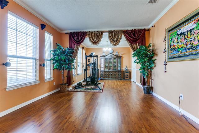 Building Photo - 8133 Skyridge Dr