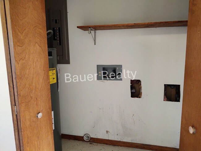 Building Photo - db34