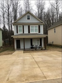 Building Photo - 3 Bed/2.5 Bath