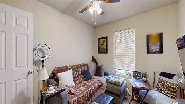 Building Photo - 1209 Georgia St