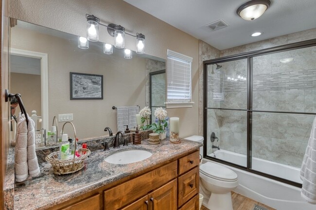 Building Photo - 301 Firestone Dr