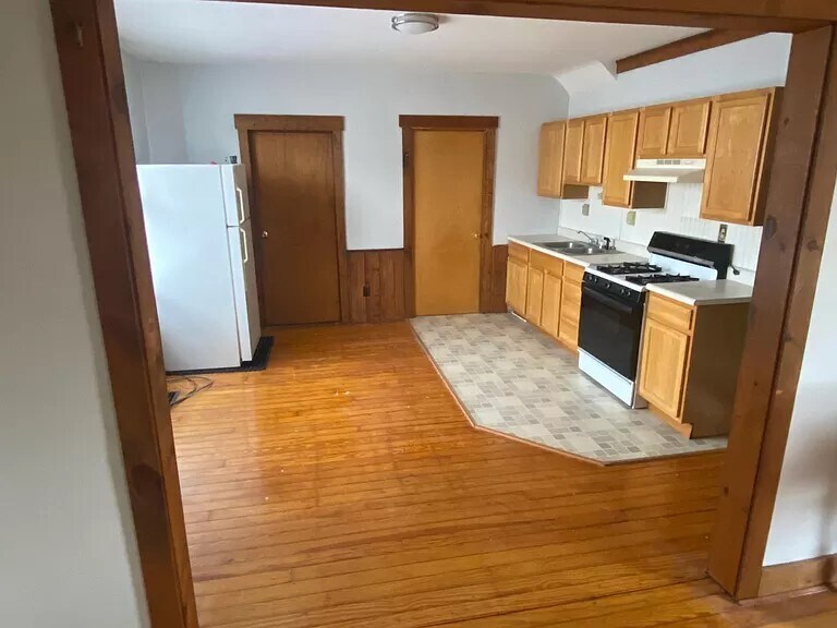 Building Photo - 516 Mound Ct