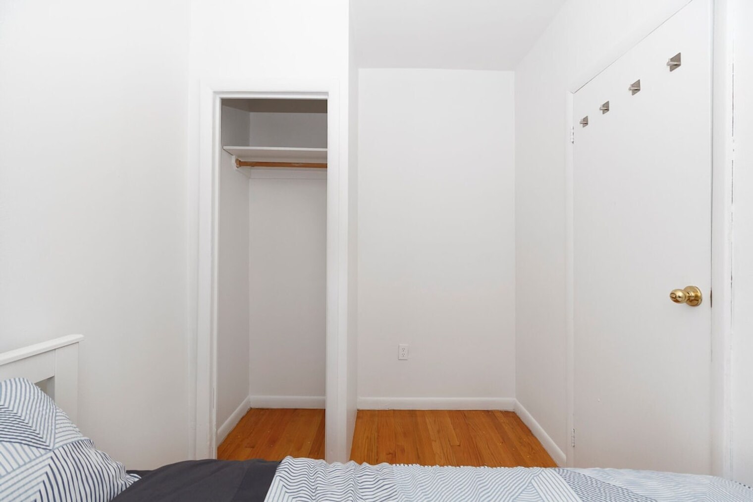 Building Photo - 300 E 93rd St