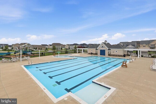 Building Photo - 10302 Spotswood Dr