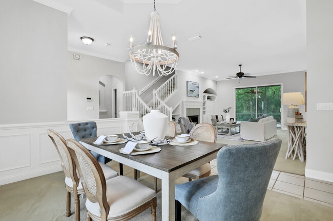 Dining area - 14566 Marsh View Dr