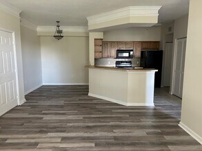 Building Photo - 9825 Baywinds Blvd