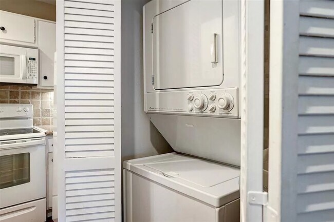 Building Photo - 2829 Timmons-ID262.9