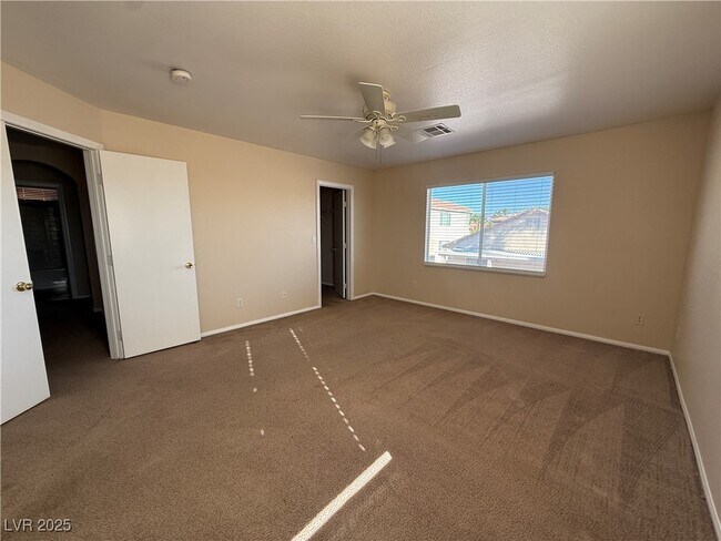 Building Photo - 9950 Shadow Grove Ave