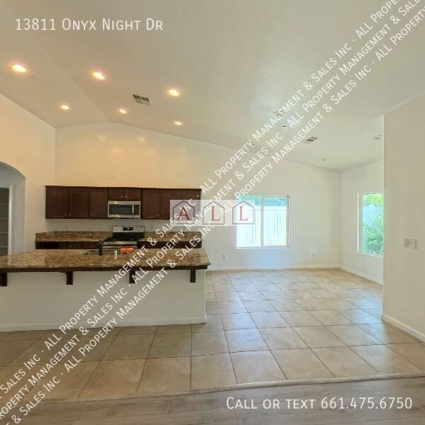 Building Photo - 13811 Onyx Night Dr