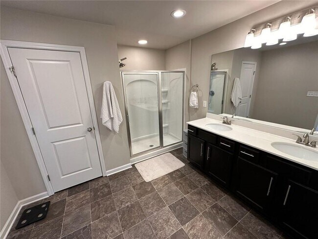 Building Photo - 126 Auburn Crossing Dr