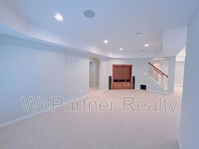 Building Photo - 280 Graystone Way