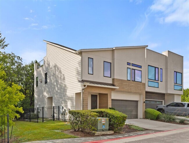 Building Photo - 5202 Pink Poppy Pass