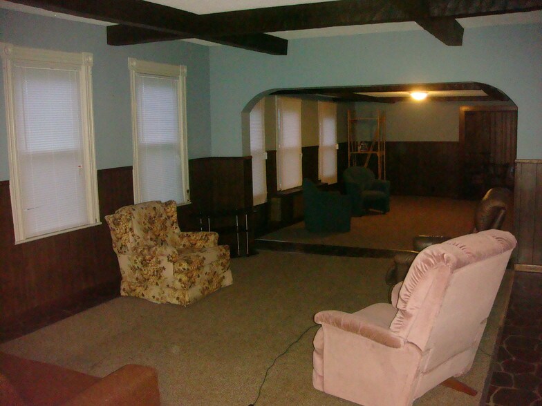 Building Photo - 81 Erie St