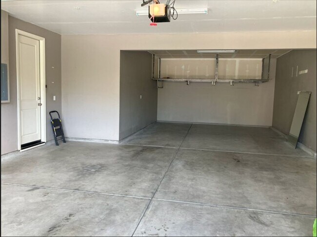 Building Photo - 2253 Campolina Way