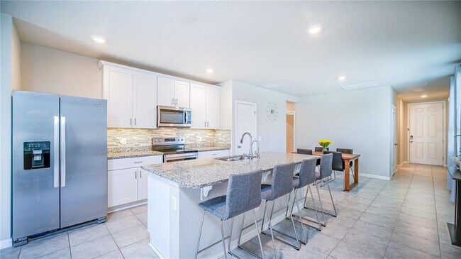 Building Photo - 3881 Marbella Way