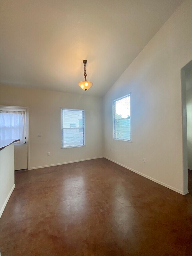 Building Photo - FOR RENT / Pre-Leasing