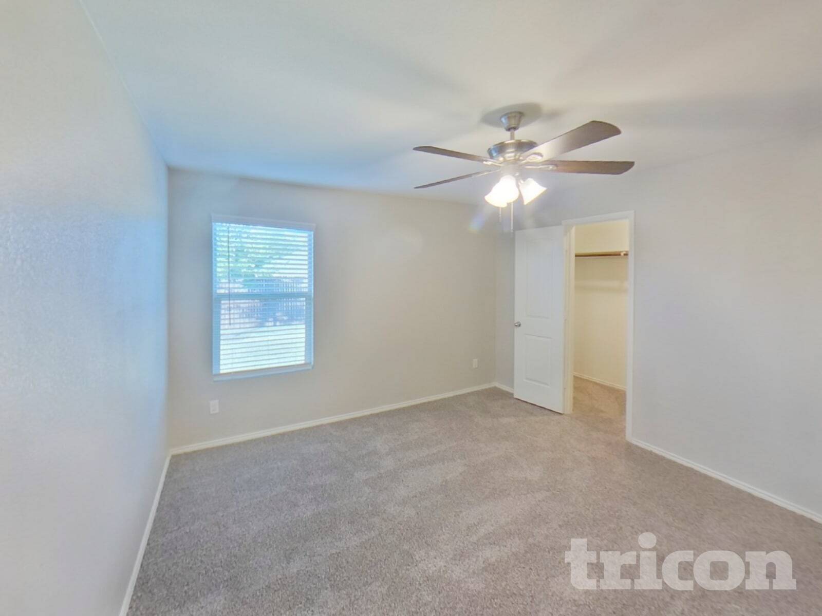 Building Photo - 746 Bayonet St