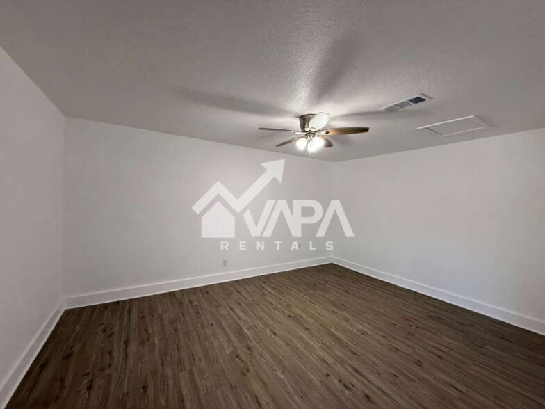 Building Photo - 8616 Sweet Maiden Dr