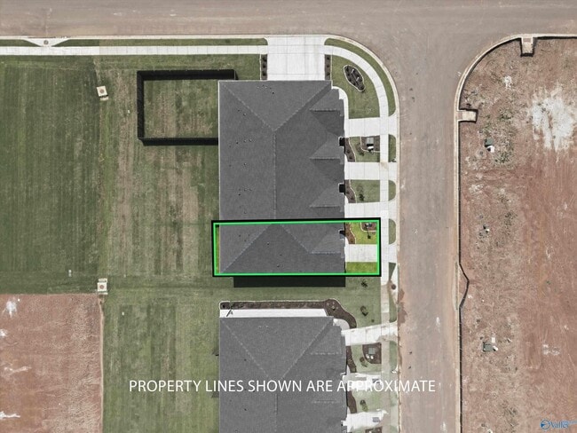 Building Photo - 8 Whispering Oak Dr SW