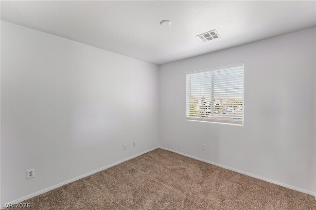 Building Photo - 5094 1st Sun St