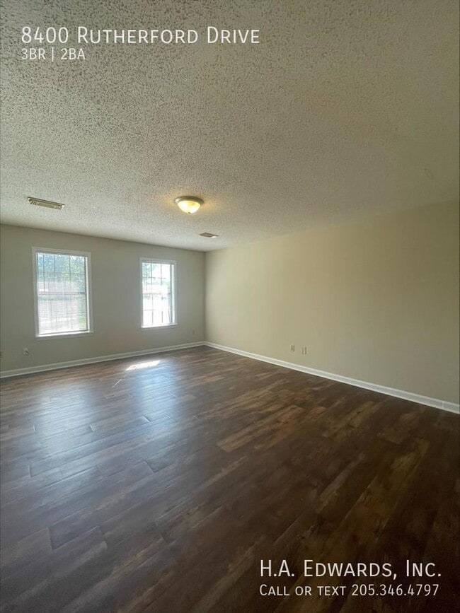 Building Photo - 8400 Rutherford Dr