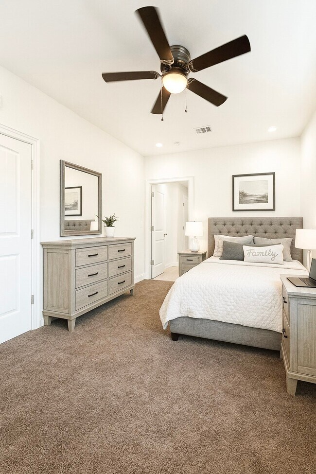 Building Photo - 9405 Arvin St