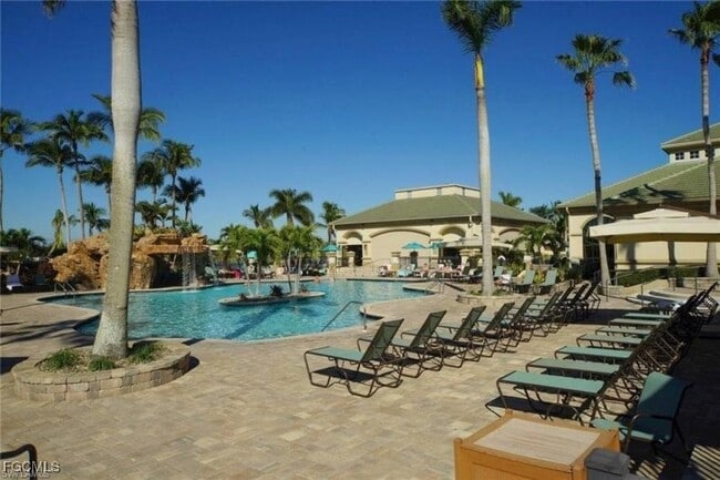 Building Photo - 10124 Colonial Country Club Blvd