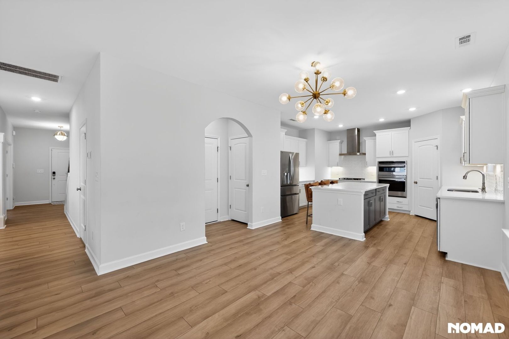 Building Photo - 18 S Maple Walk Dr