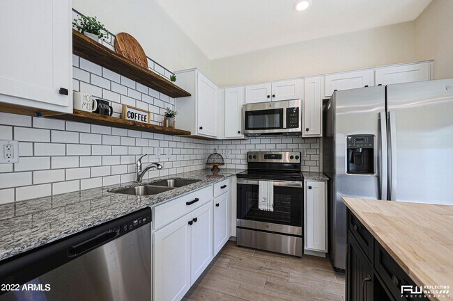 Building Photo - 2149 W Harmont Dr