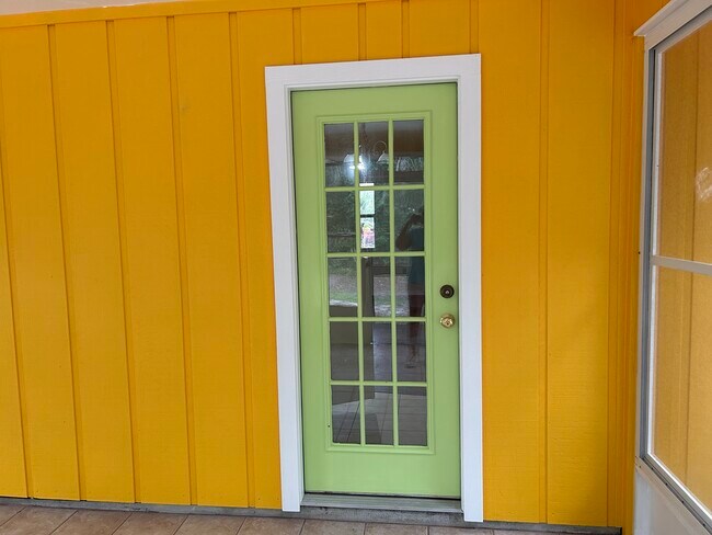 Entrance - 110 Park St