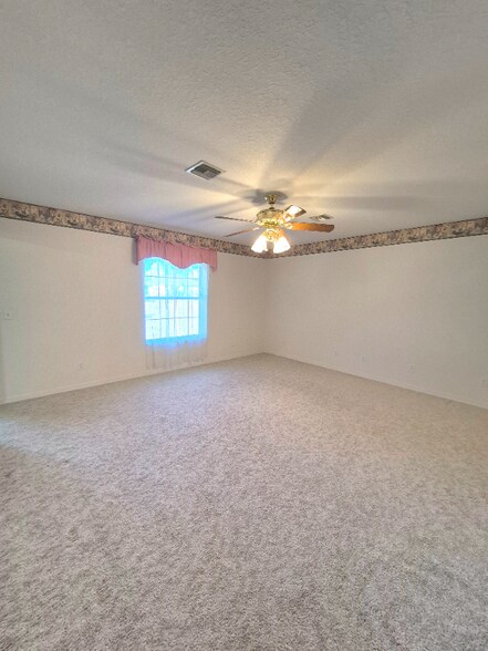 Building Photo - 4895 Co Rd 134B