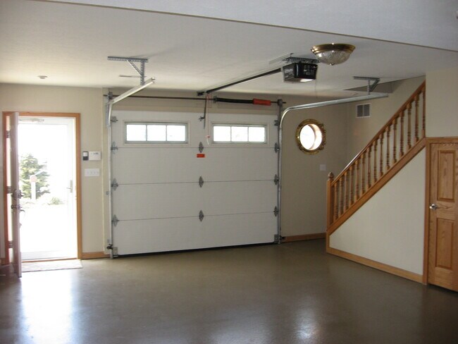 Building Photo - 538 Bimini Dr