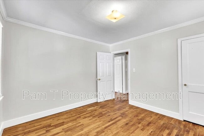 Building Photo - 1408 E 49th St