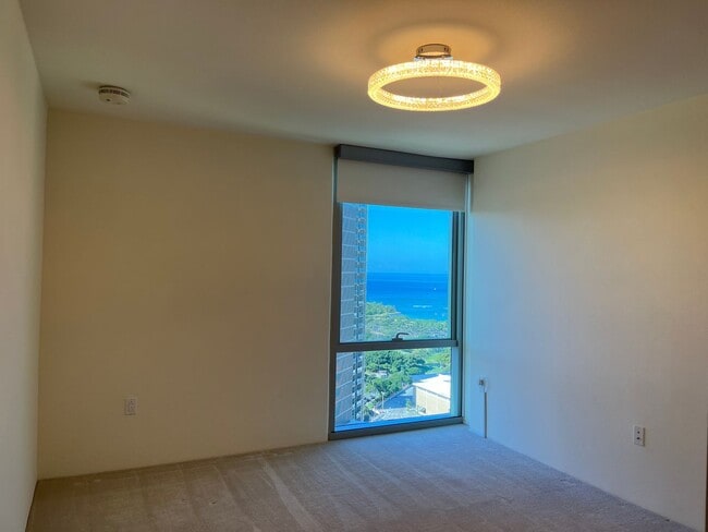 Building Photo - Kapiolani Residence Condo - 2 bedrooms, 2 ...
