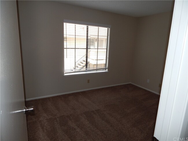 Building Photo - 7703 Riverdale Wy