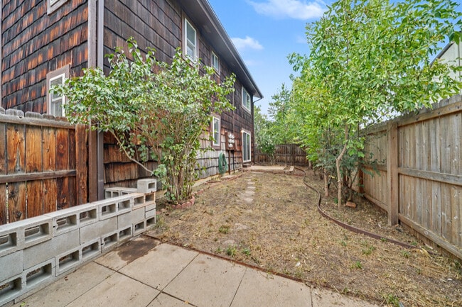 Building Photo - 3520 Arthur Ct