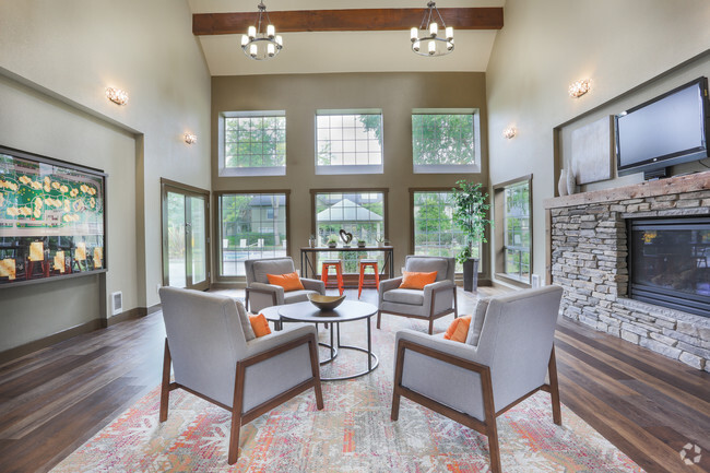 Interior Photo - Overlook at Murrayhill Apartments