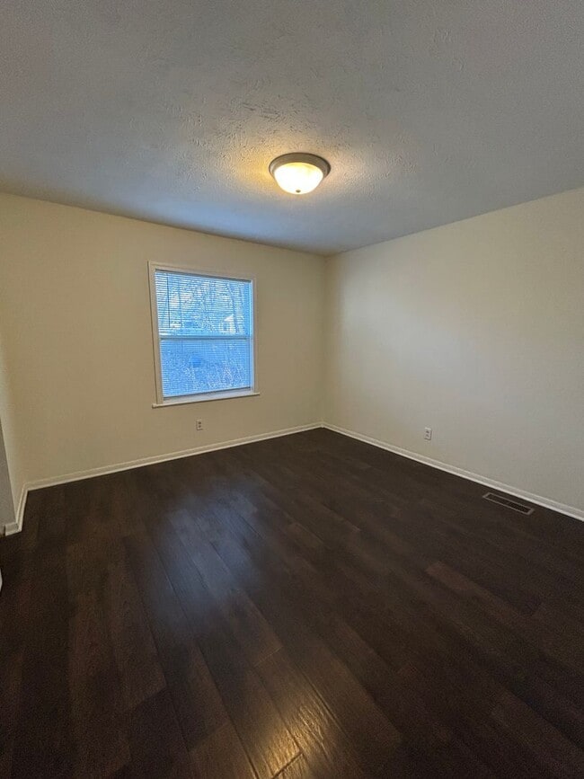 Building Photo - 4413 Chisholm Trail