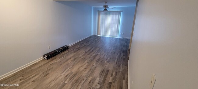 Building Photo - 3960 Winds Ridge Dr