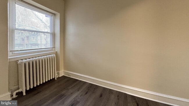 Building Photo - 7246 Lamport Rd