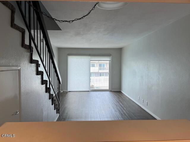 Building Photo - 291 E Surfside Dr